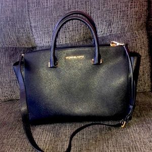 Gorgeous Michael Kors leather Selma large bag